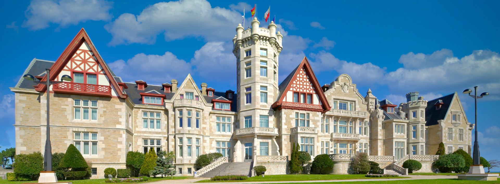 El Palacio de La Magdalena inicia su horario de verano con visitas los fines de semana