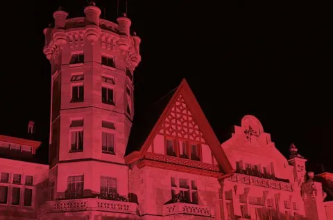 palacio_magdalena_carmesi_des