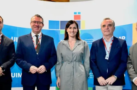 mesa_redonda_ciudades_y_destinos_inteligentes_desc