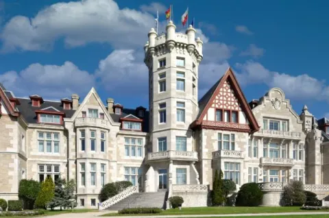 fachada_palacio_magdalena_des